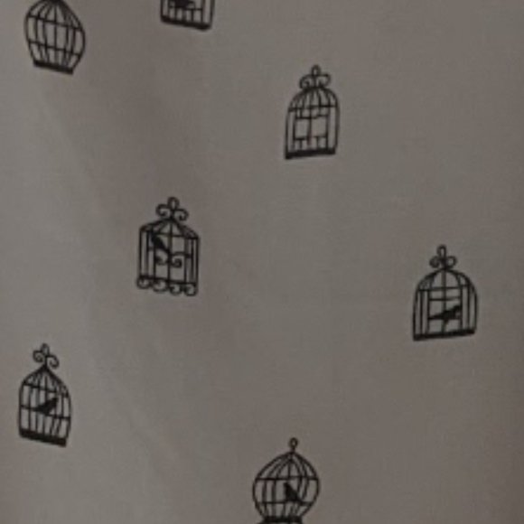 Maurices (XL) Birdcage Top - Picture 2 of 2